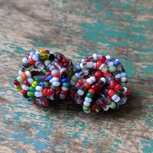 Vintage '50s Multi-Color Seed Beaded Twist Clip-On Earrings